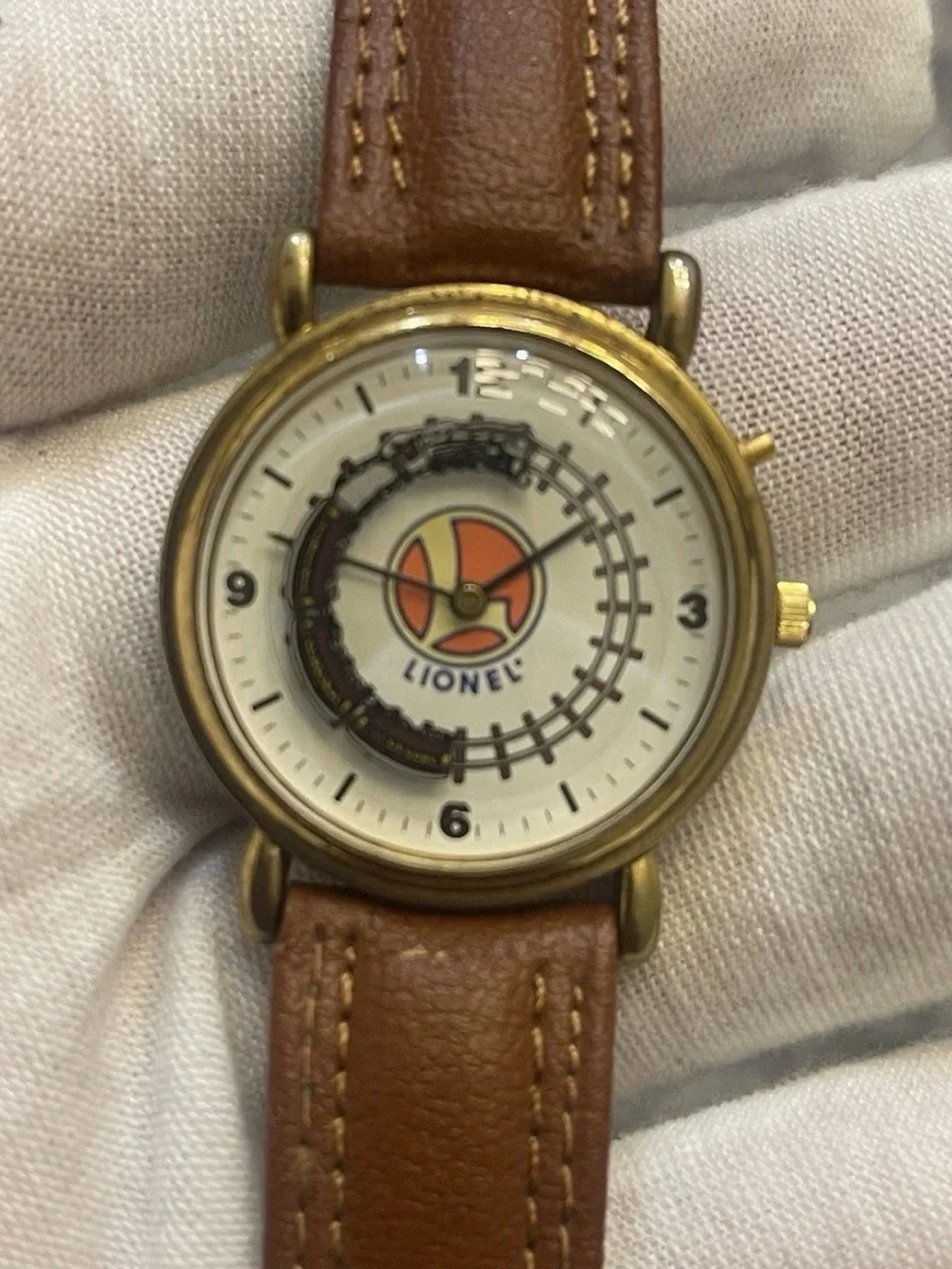 Vintage Lionel Legendary Collectible Train Watch Gold Tone Leather 33mm Men's